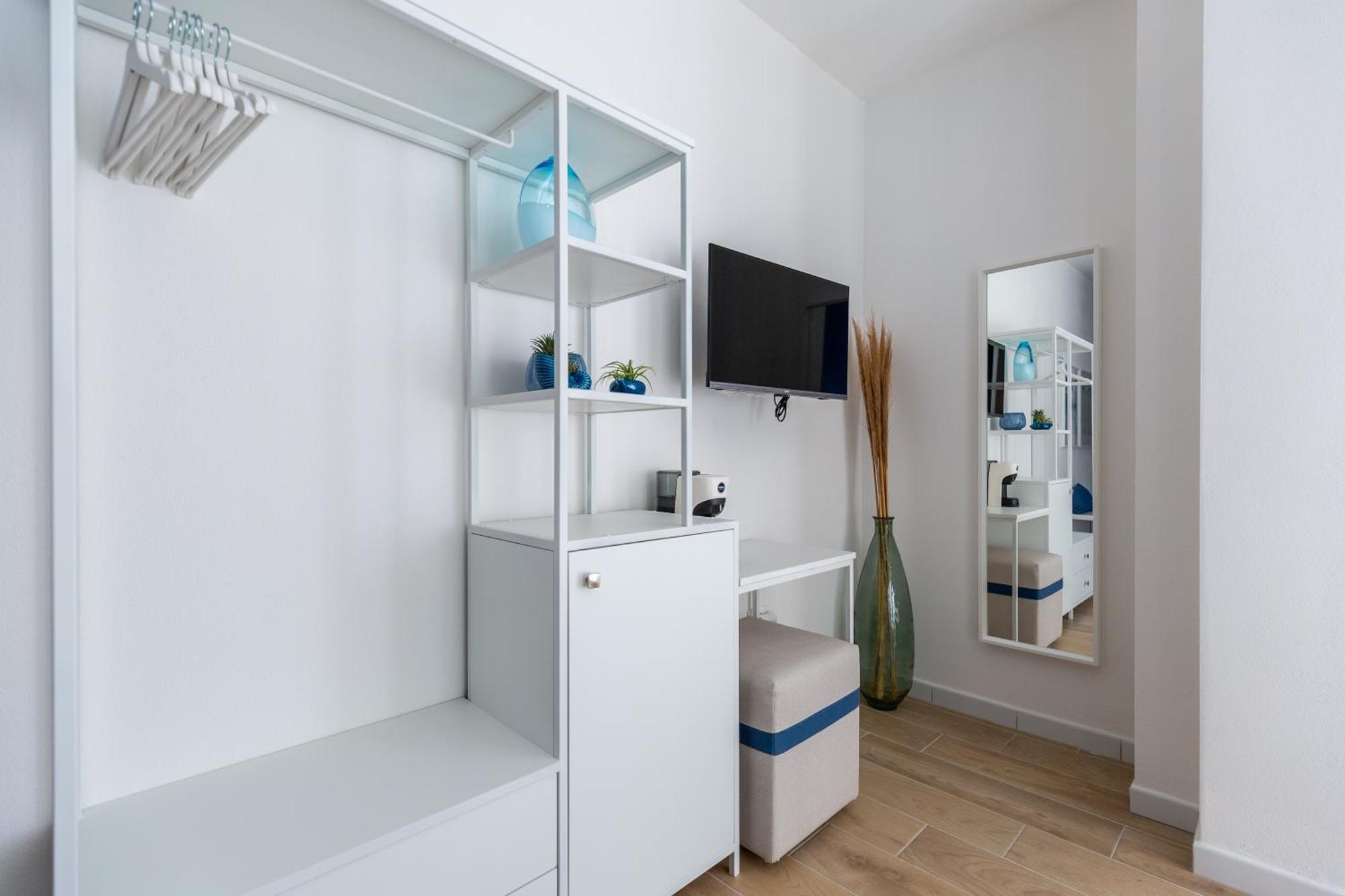 Delphis Pula Rooms Ngoại thất bức ảnh